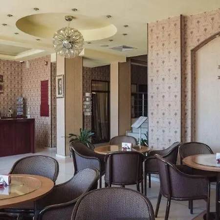 بست ويسترن تيرمينوس فندق 4*